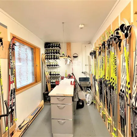 Tunturipoelloe / Lapland, 木屋