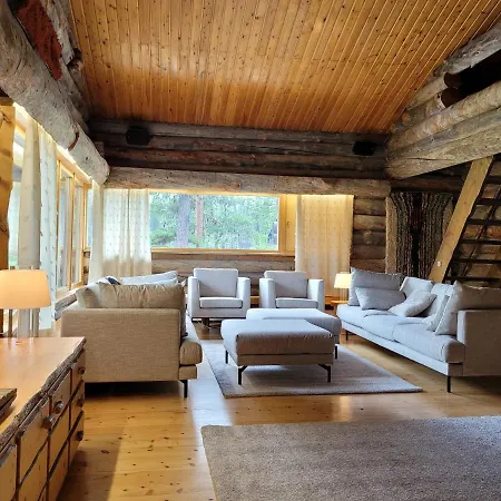 Chalet Tunturipoelloe / Lapland, Saariselka