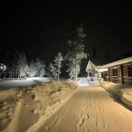 Chalet Tunturipoelloe / Lapland,